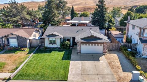 643 Oakbrook Dr, Fairfield, CA 94534 photo 5