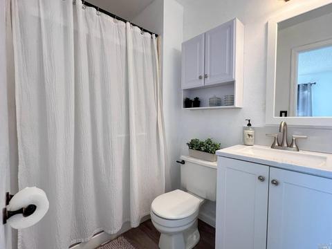 643 Oakbrook Dr, Fairfield, CA 94534 photo 24