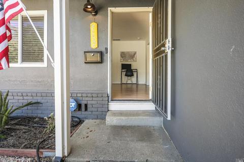 191 E Deodara St, Vacaville, CA 95688 photo 8