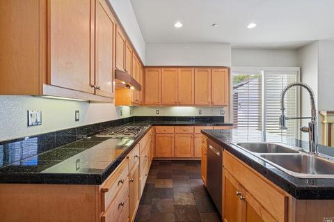 220 Macarthur Ln, Sonoma, CA 95476 photo 8