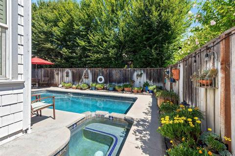 220 Macarthur Ln, Sonoma, CA 95476 photo 13