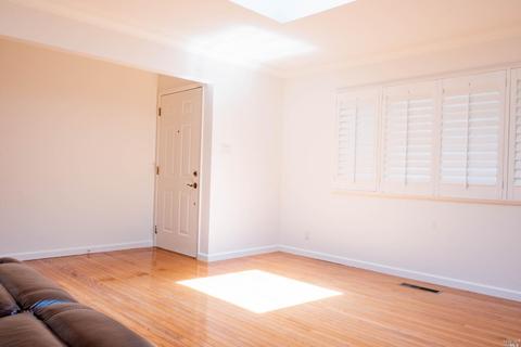 3565 Cascade St, Napa, CA 94558 photo 3