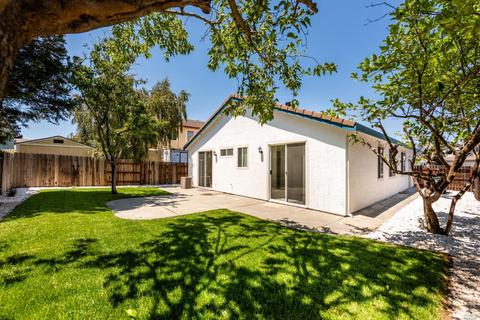 930 Summerbreeze Ct, Vacaville, CA 95687 photo 1