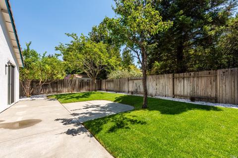 930 Summerbreeze Ct, Vacaville, CA 95687 photo 25