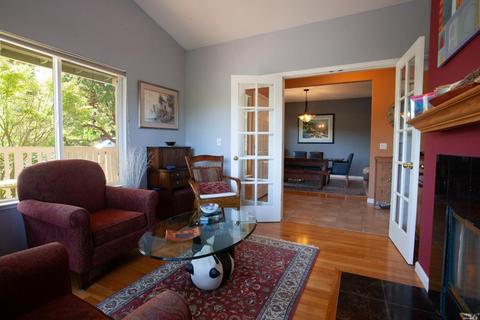 103 Quarry Dr, Napa, CA 94559 photo 8