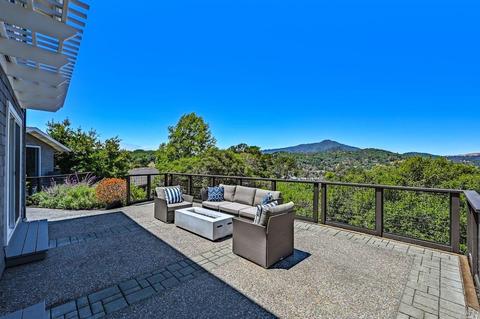 154 Granada Dr, Corte Madera, CA 94925 photo 3
