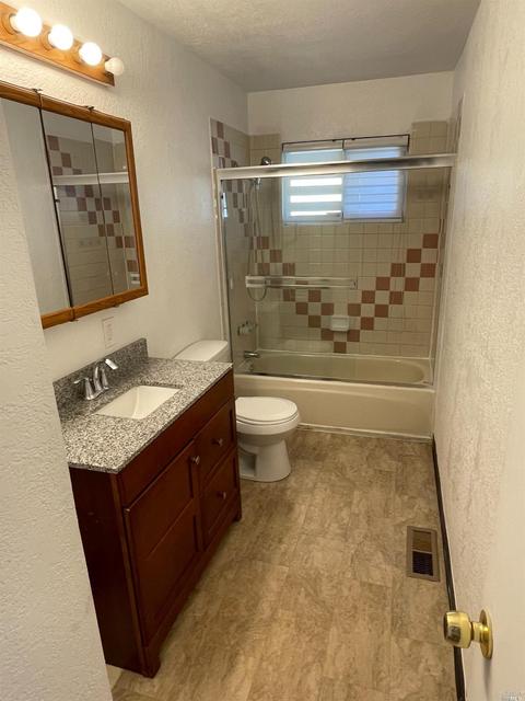 1421 Griffin Dr, Vallejo, CA 94589 photo 9