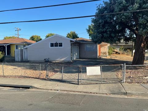 1421 Griffin Dr, Vallejo, CA 94589 photo 3