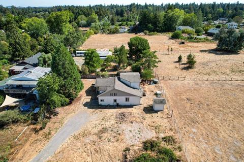 1886 Cooper Rd, Sebastopol, CA 95472 photo 5