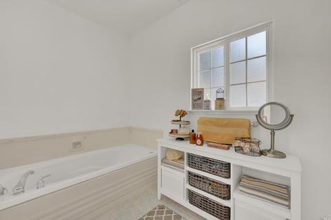 956 Granada Ln, Vacaville, CA 95688 photo 40