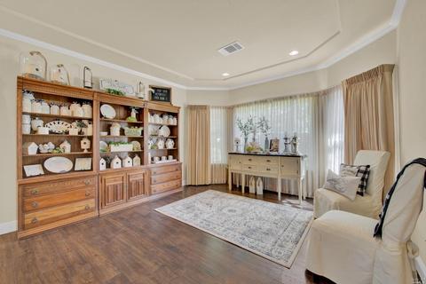 956 Granada Ln, Vacaville, CA 95688 photo 6
