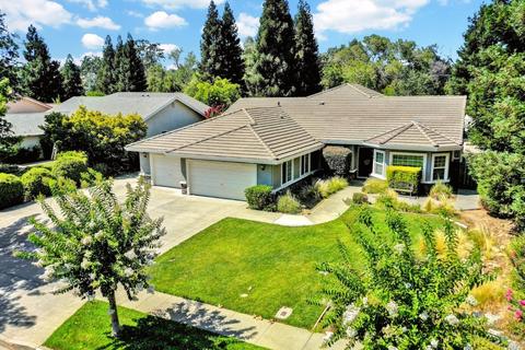 956 Granada Ln, Vacaville, CA 95688 photo 1