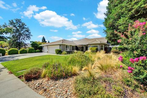 956 Granada Ln, Vacaville, CA 95688 photo 3