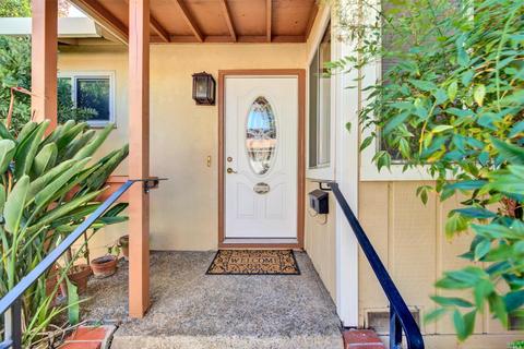 227 Manhattan Dr, Vallejo, CA 94591 photo 3