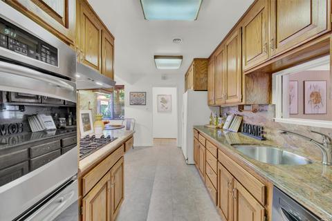 227 Manhattan Dr, Vallejo, CA 94591 photo 11
