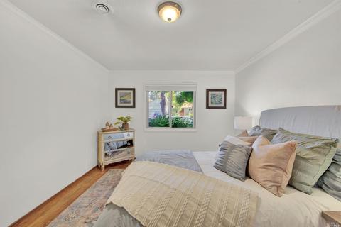 227 Manhattan Dr, Vallejo, CA 94591 photo 22