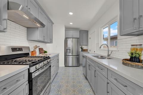 206 Grapewood St, Vallejo, CA 94591 photo 13