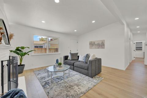206 Grapewood St, Vallejo, CA 94591 photo 6