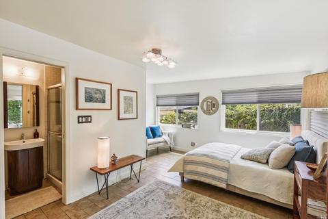 1255 Tuolumne St, Vallejo, CA 94590 photo 27