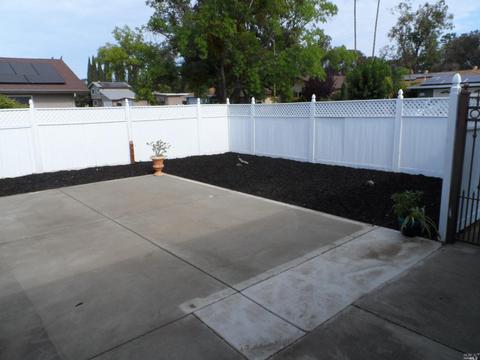 407 E Alaska Ave, Fairfield, CA 94533 photo 5