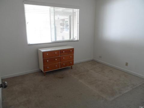 407 E Alaska Ave, Fairfield, CA 94533 photo 17