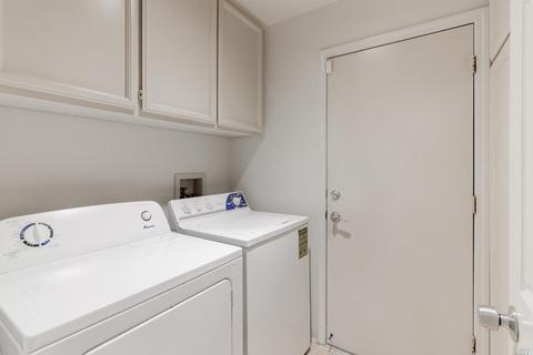 328 Windflower Ct, Windsor, CA 95492 photo 14