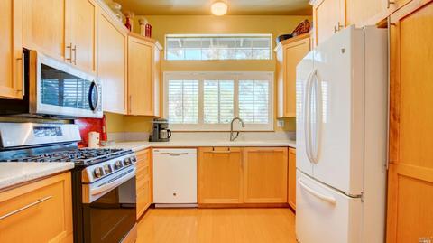 2759 Parkview Ter, Fairfield, CA 94534 photo 8