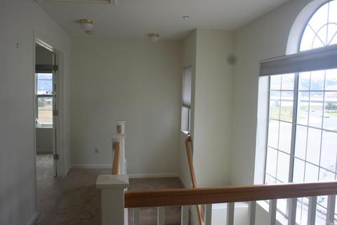 448 E St, Benicia, CA 94510 photo 23