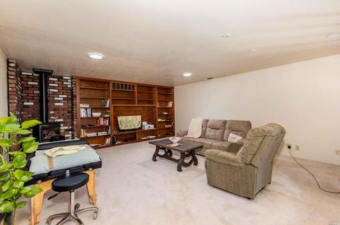 1640 James St, Ukiah, CA 95482 photo 12