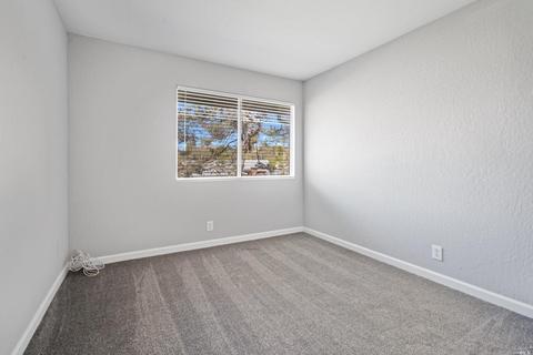 488 Corcoran Ave #2, Vallejo, CA 94589 photo 7