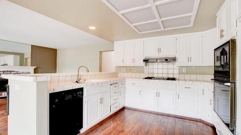 2936 Von Doolen Ct, Pinole, CA 94564 photo 9