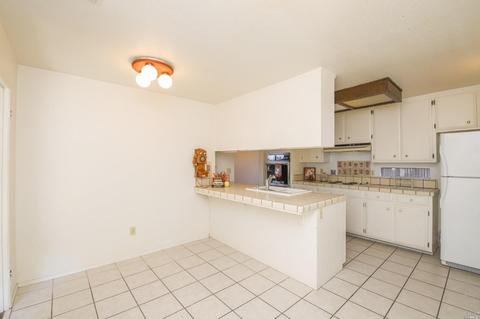 1340 Blackberry Ct, Dixon, CA 95620 photo 13