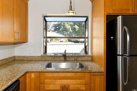 357 Freeway Dr, Napa, CA 94558 photo 7