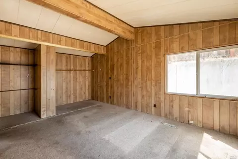 917 N Oak St, Ukiah, CA 95482 photo 8
