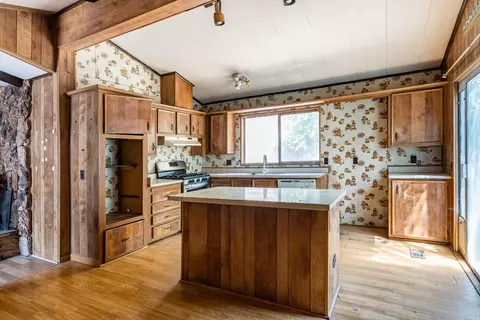917 N Oak St, Ukiah, CA 95482 photo 15
