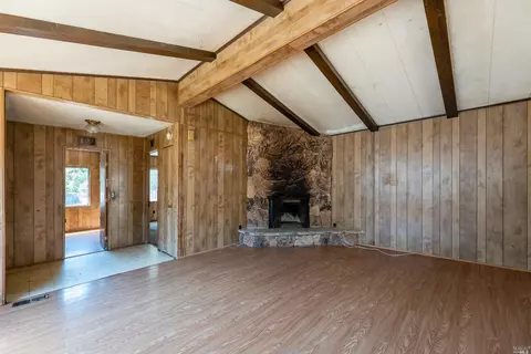 917 N Oak St, Ukiah, CA 95482 photo 5