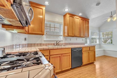 7 Cliff Walk Dr, Vallejo, CA 94591 photo 14