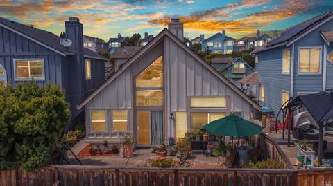 7 Cliff Walk Dr, Vallejo, CA 94591 photo 1
