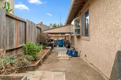 167 Prestwick Ct, Vallejo, CA 94591 photo 29