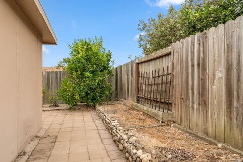 167 Prestwick Ct, Vallejo, CA 94591 photo 30