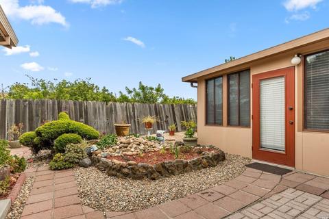 167 Prestwick Ct, Vallejo, CA 94591 photo 34
