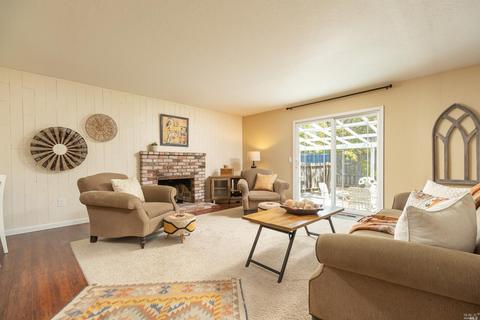 463 Harper Ct, Windsor, CA 95492 photo 8