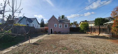 18 Howard Ave, Vallejo, CA 94590 photo 4