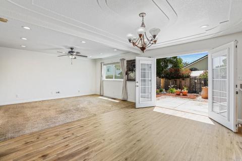 1037 Peppertree Dr, Fairfield, CA 94533 photo 3