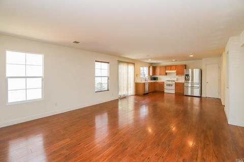 3031 Roadrunner Dr, Fairfield, CA 94533 photo 9