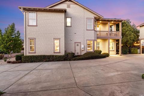 481 Hawk Dr, Petaluma, CA 94954 photo 4