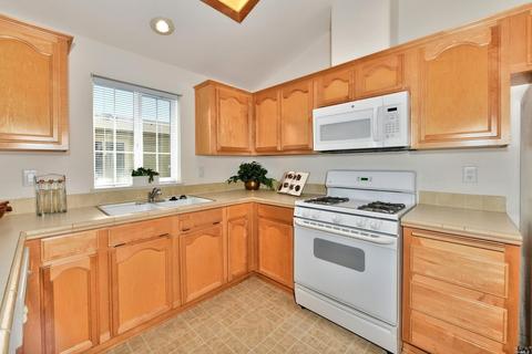201 Redwing Dr, Santa Rosa, CA 95409 photo 9