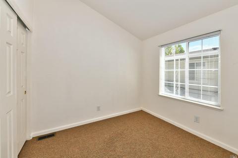 201 Redwing Dr, Santa Rosa, CA 95409 photo 10