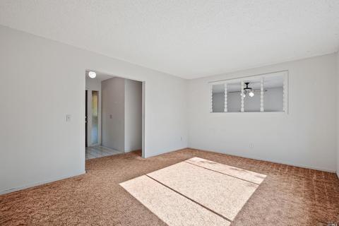 9844 Keith Ct, Windsor, CA 95492 photo 8