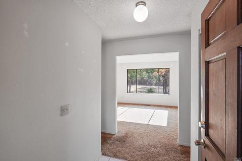 9844 Keith Ct, Windsor, CA 95492 photo 4